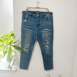 American Eagle Distressed Skinny Jeans Size 18